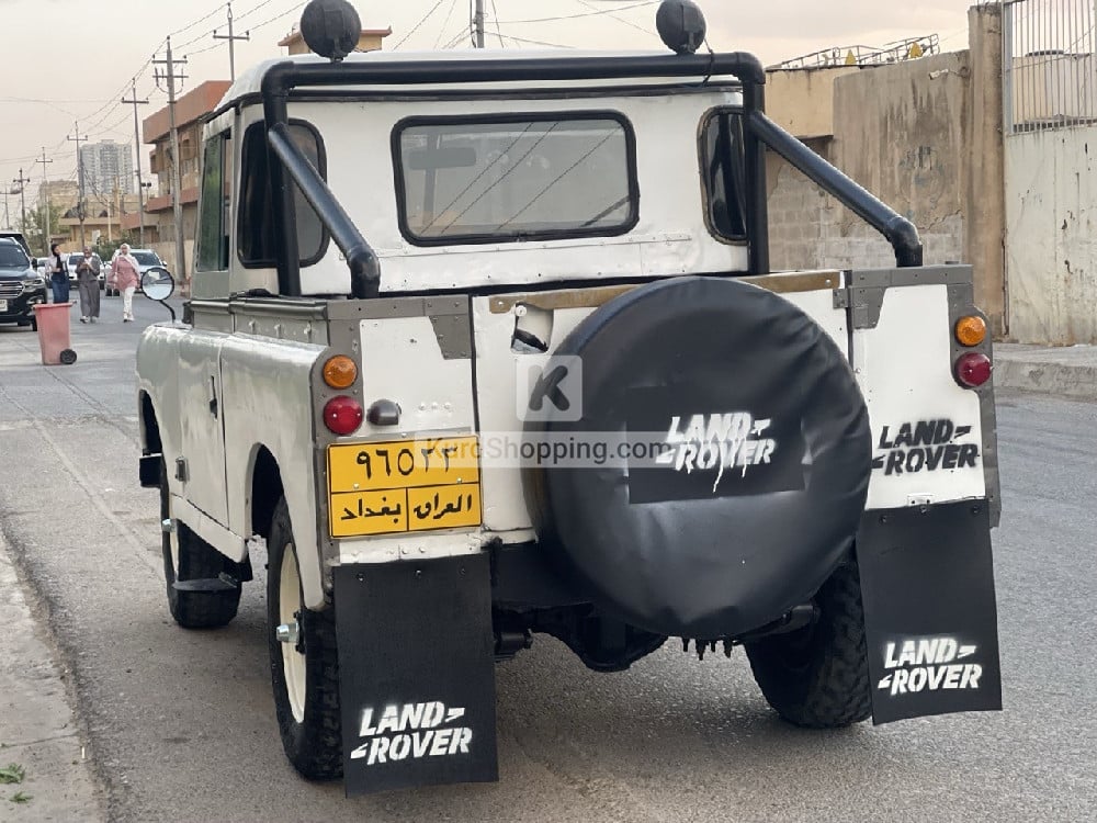 Land Rover Defender 1982