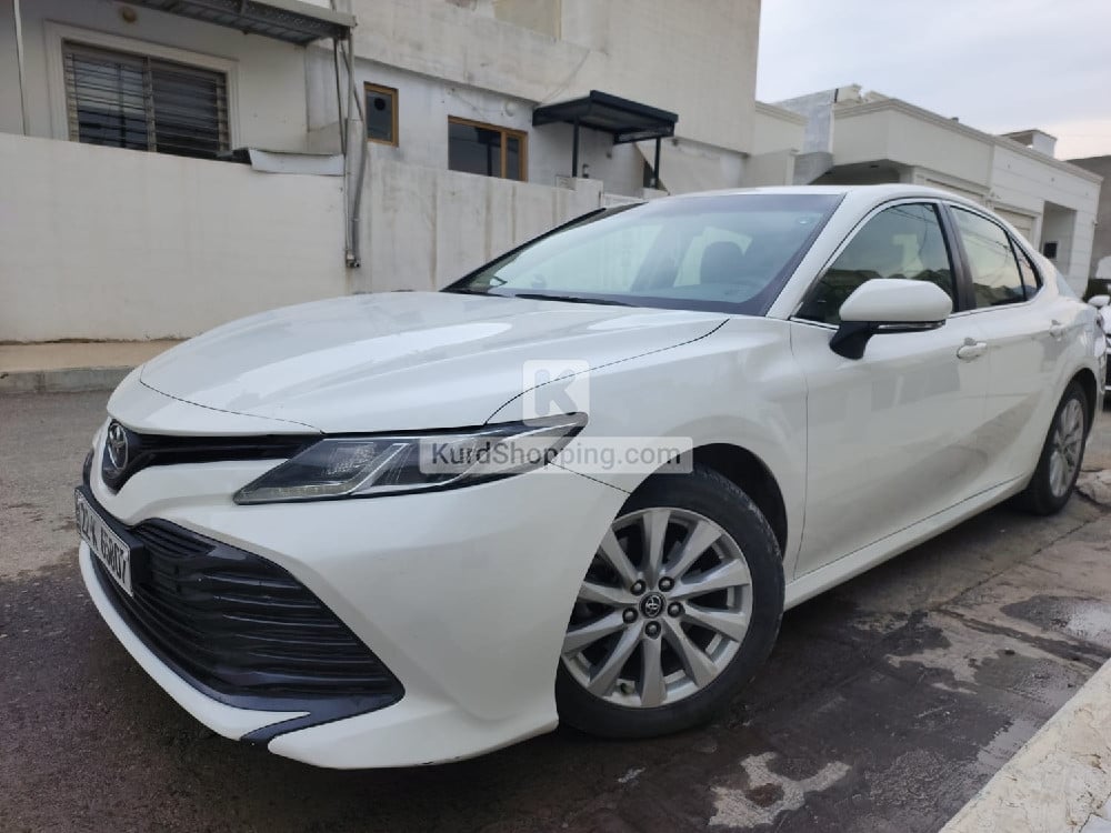 Toyota Camry 2019