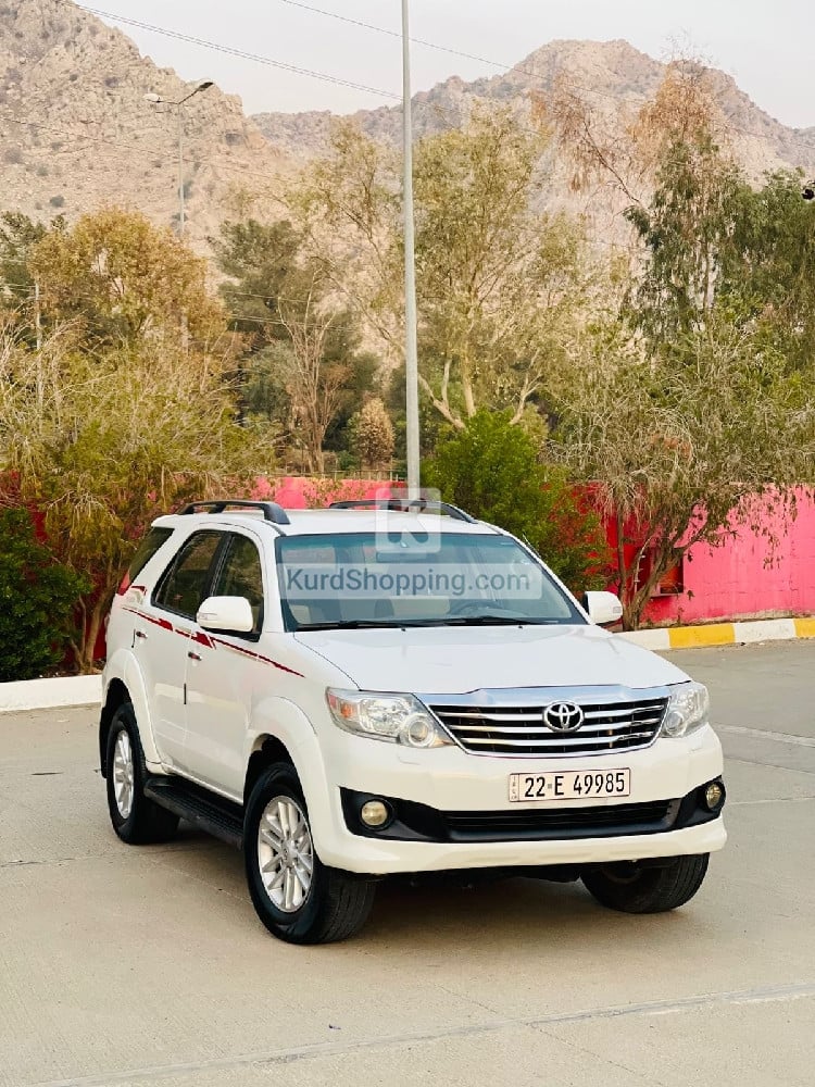 Toyota Fortuner 2013