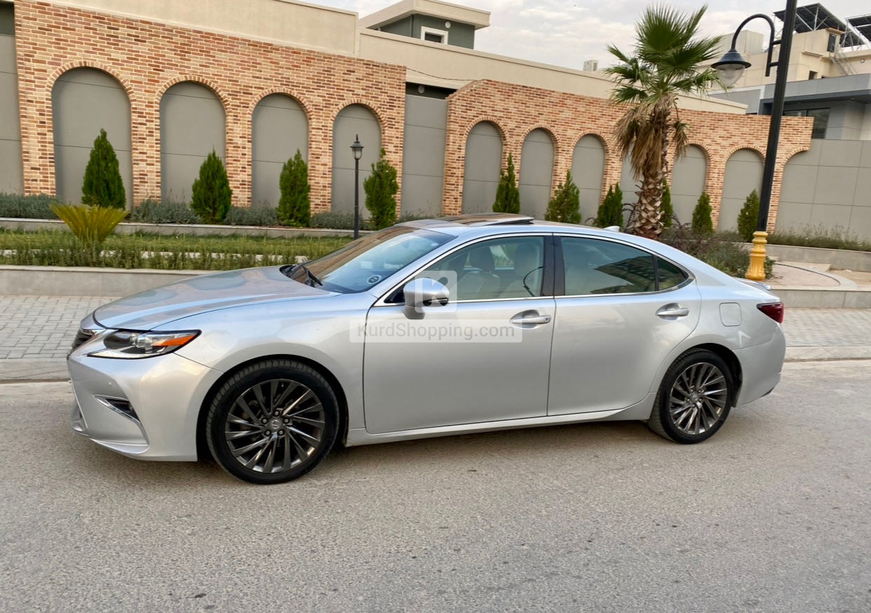 Lexus ES 350 2016