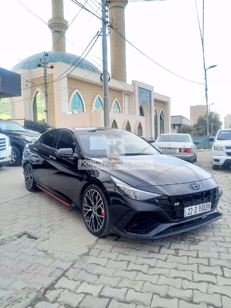 Hyundai Elantra 2023