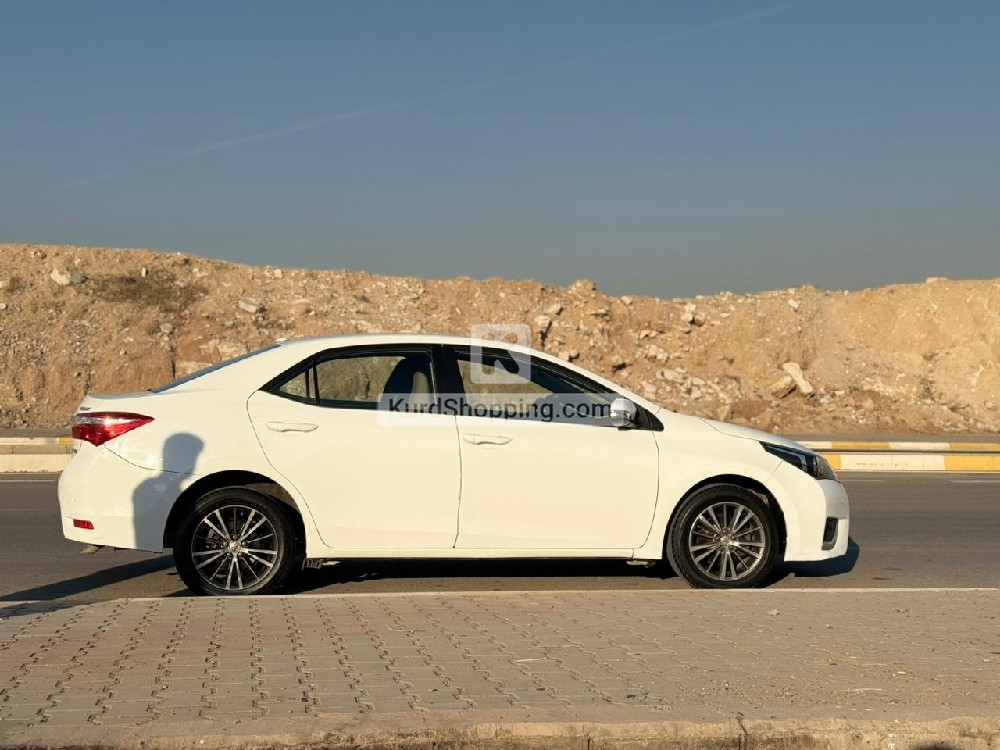 Toyota Corolla 2015