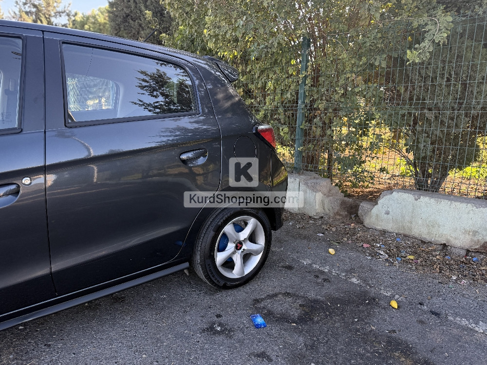 Mitsubishi Mirage 2024