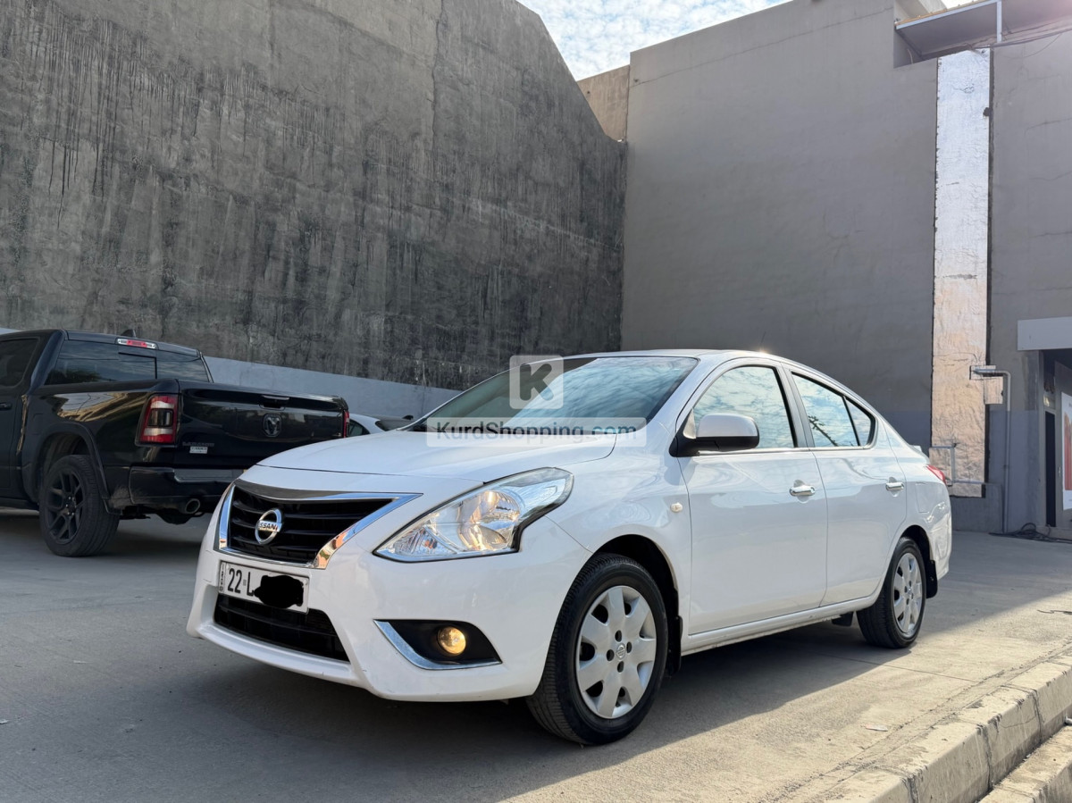 Nissan Sunny 2022