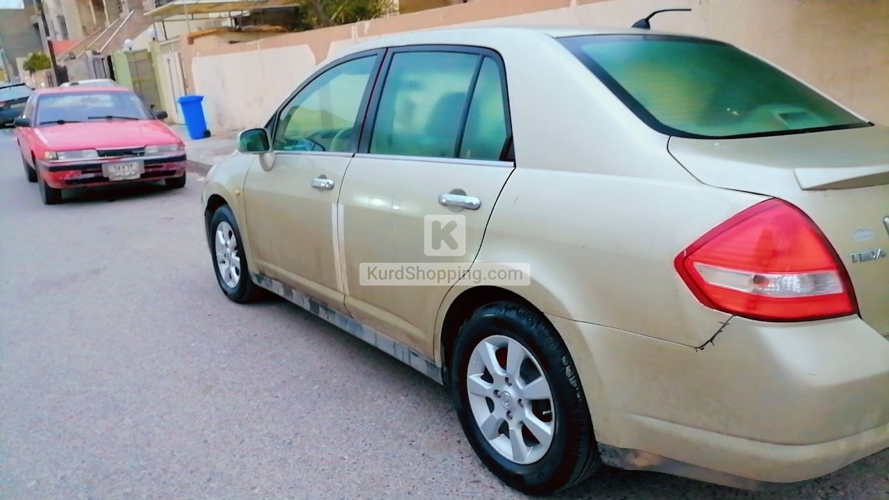 Nissan Tiida 2008
