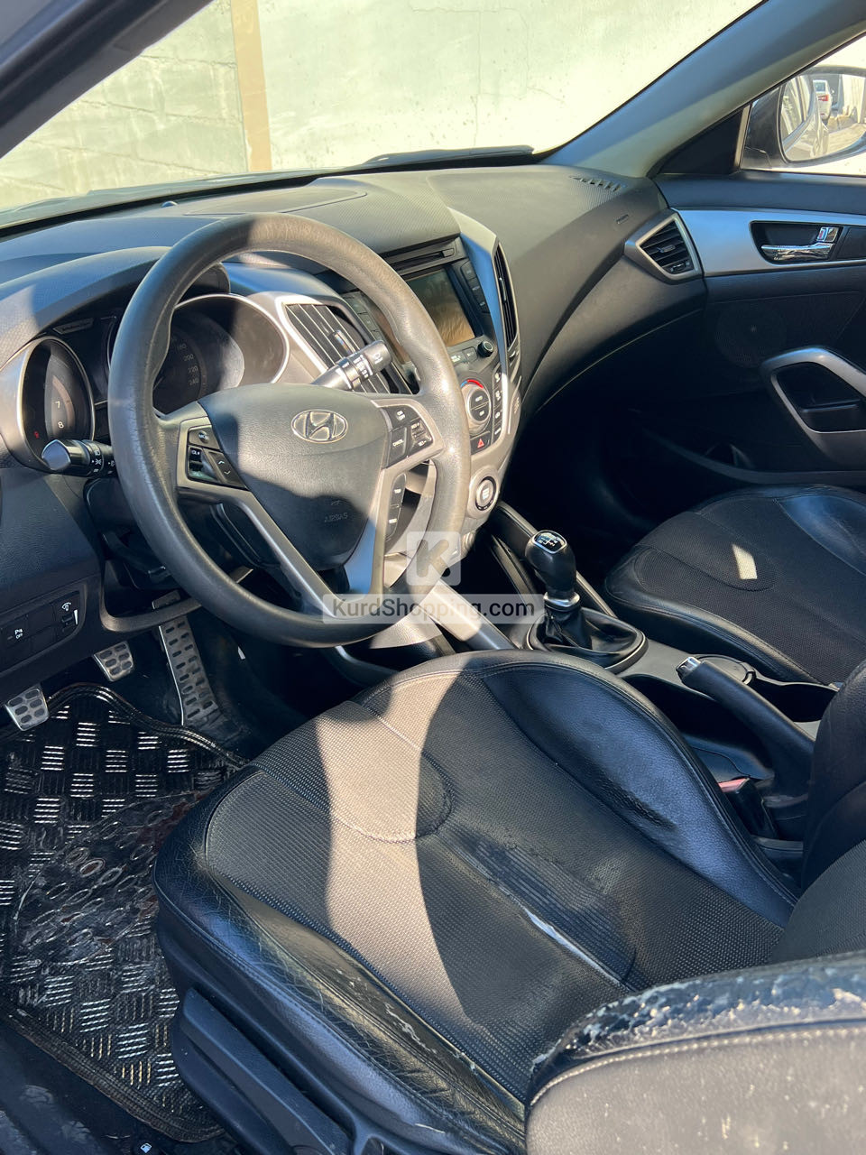 Hyundai Veloster 2012