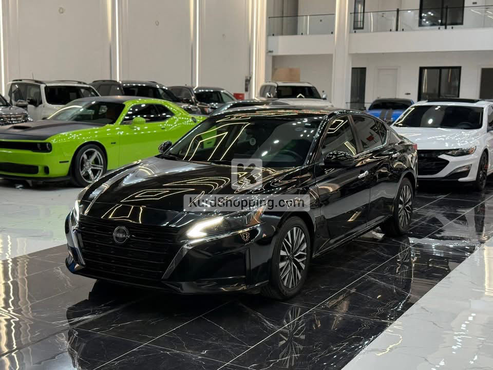 Nissan Altima 2023