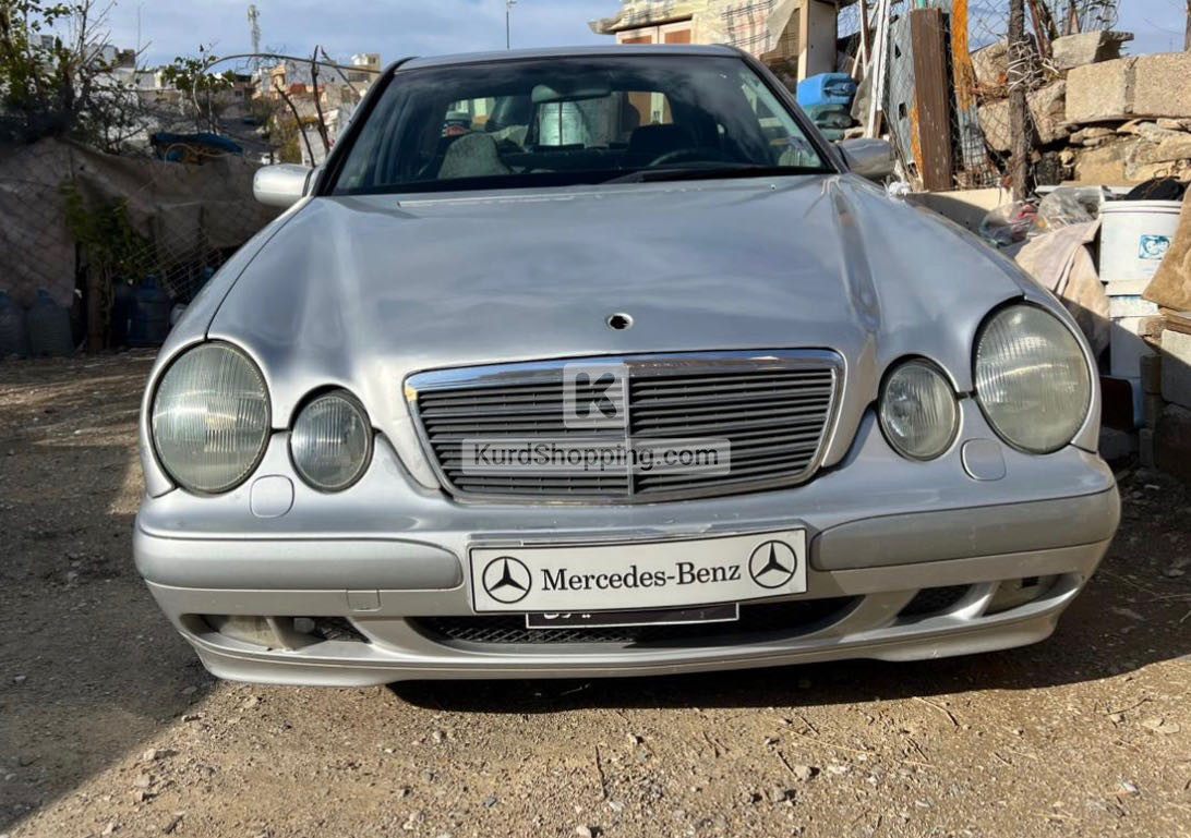 Mercedes Benz 320 2021
