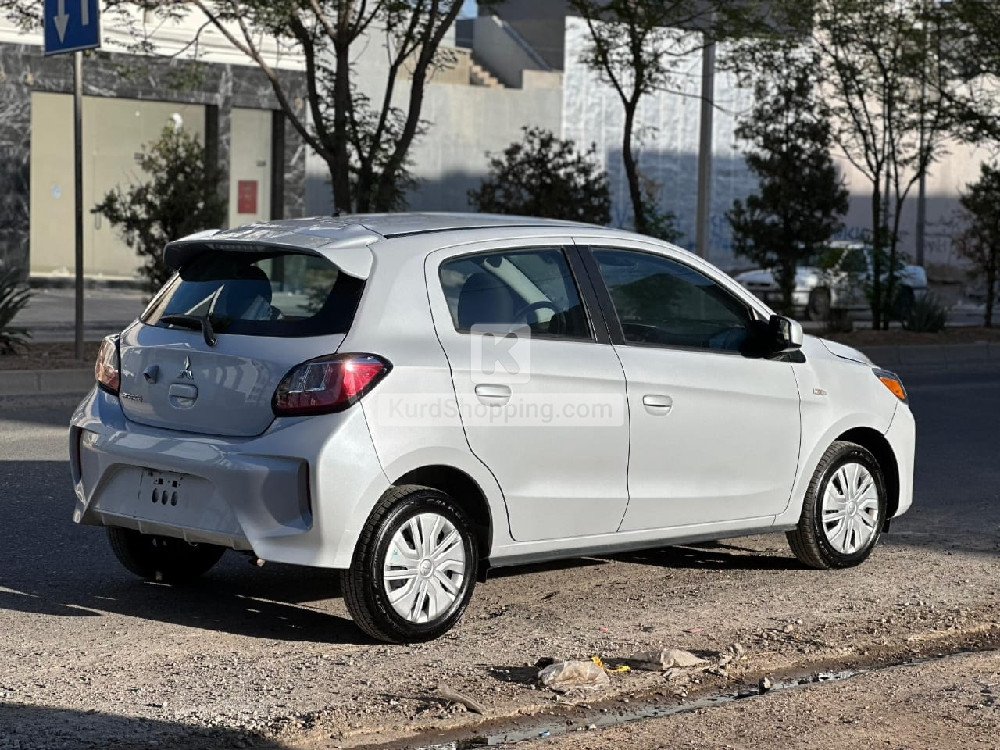 Mitsubishi Mirage 2024