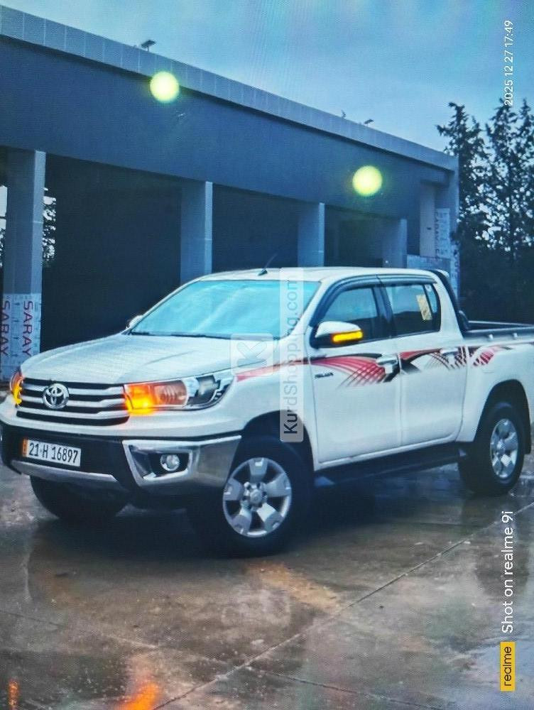 Toyota Hilux 2016