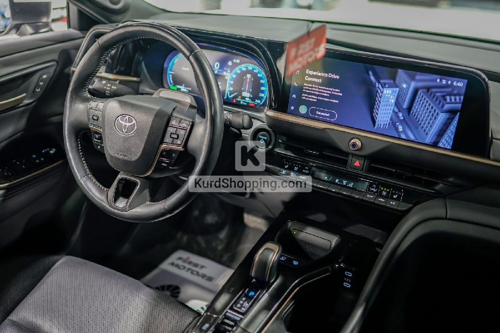 Toyota Super Crown 2024