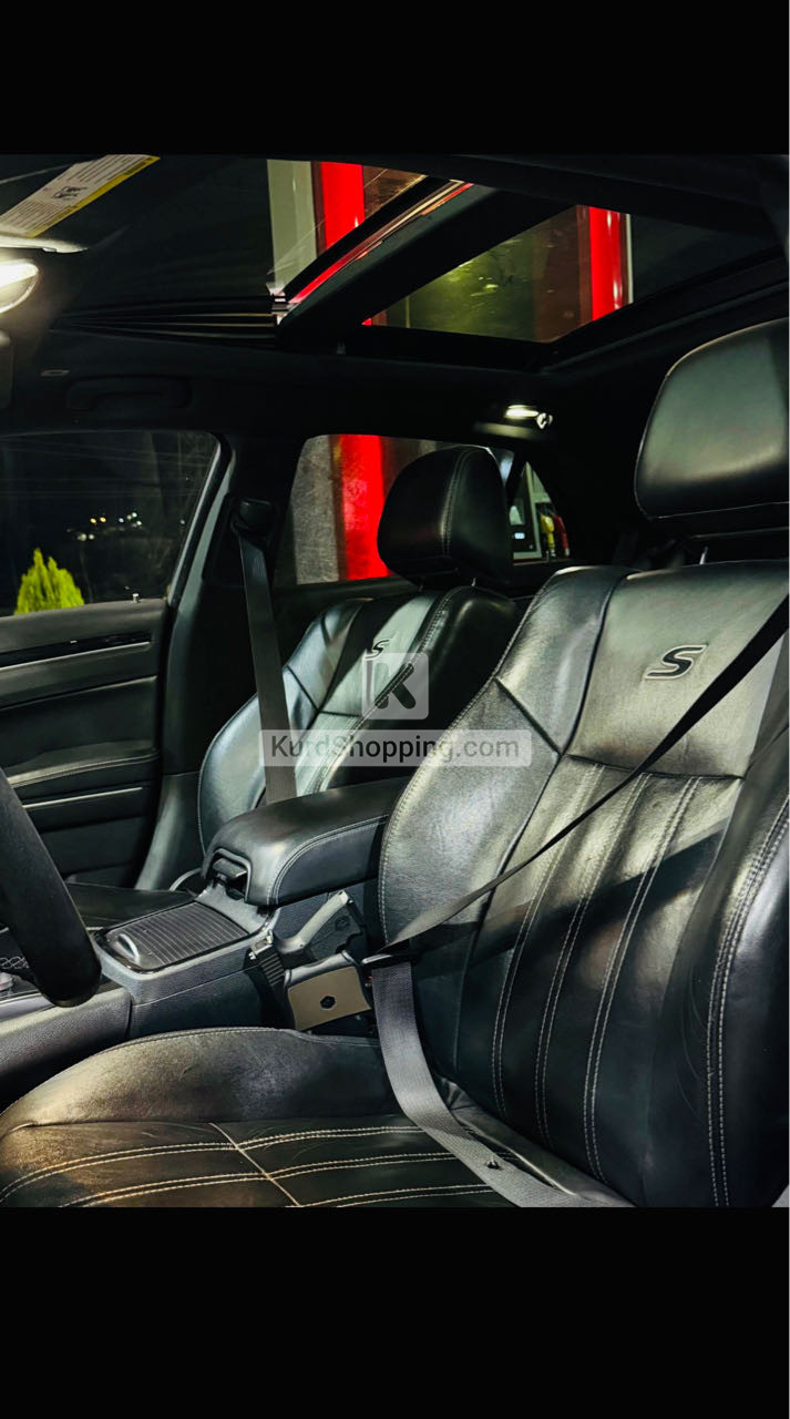 Chrysler 300S 2018