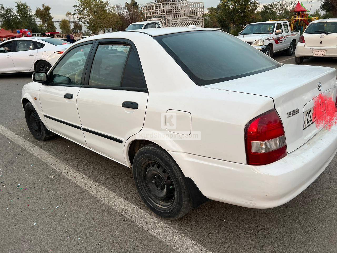 Mazda 323 2003