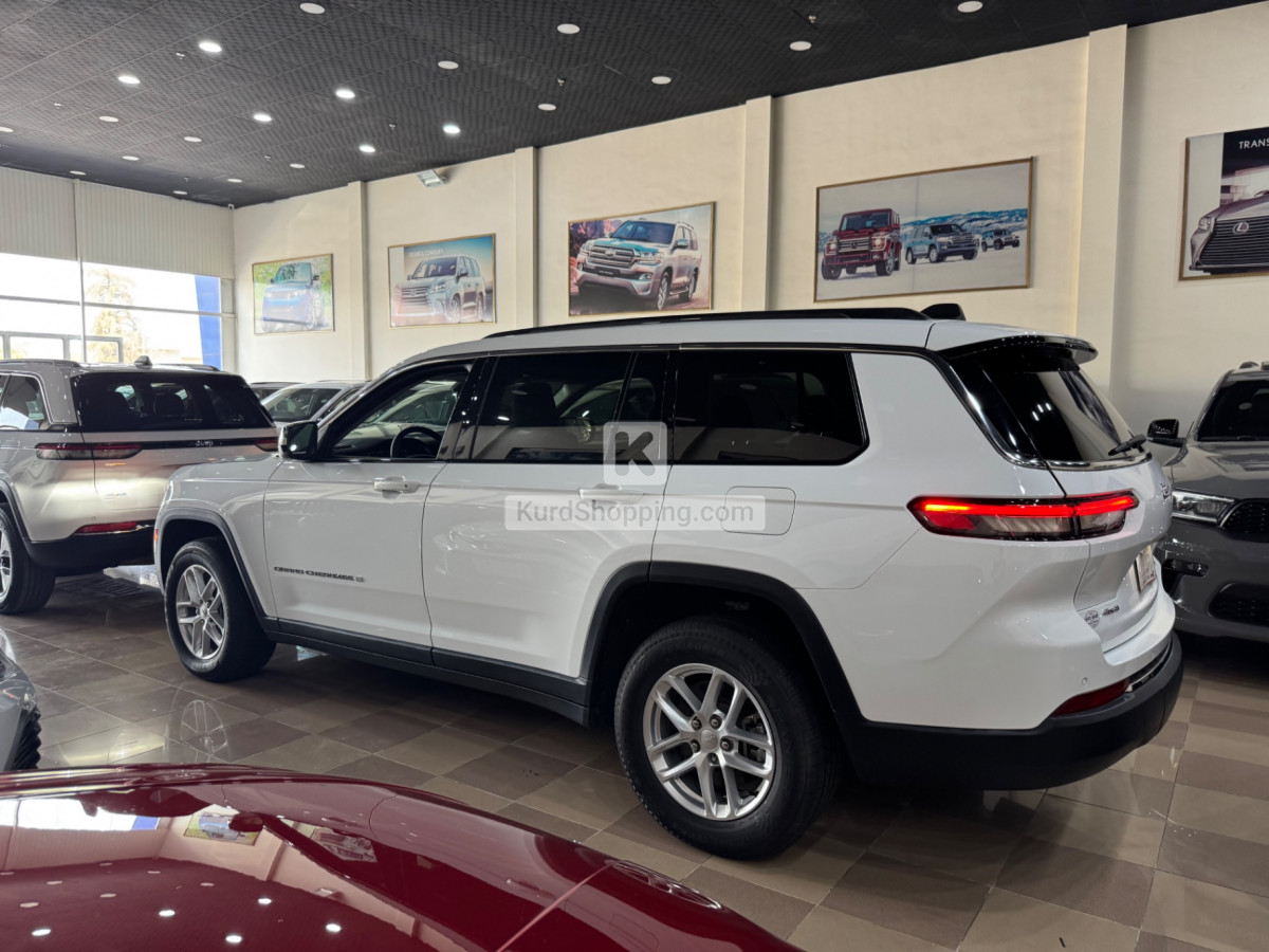 Jeep  Laredo 2023