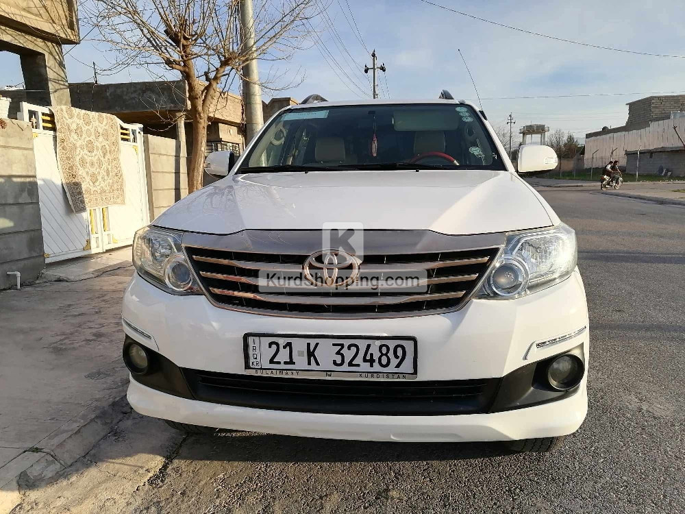 Toyota Fortuner 2013