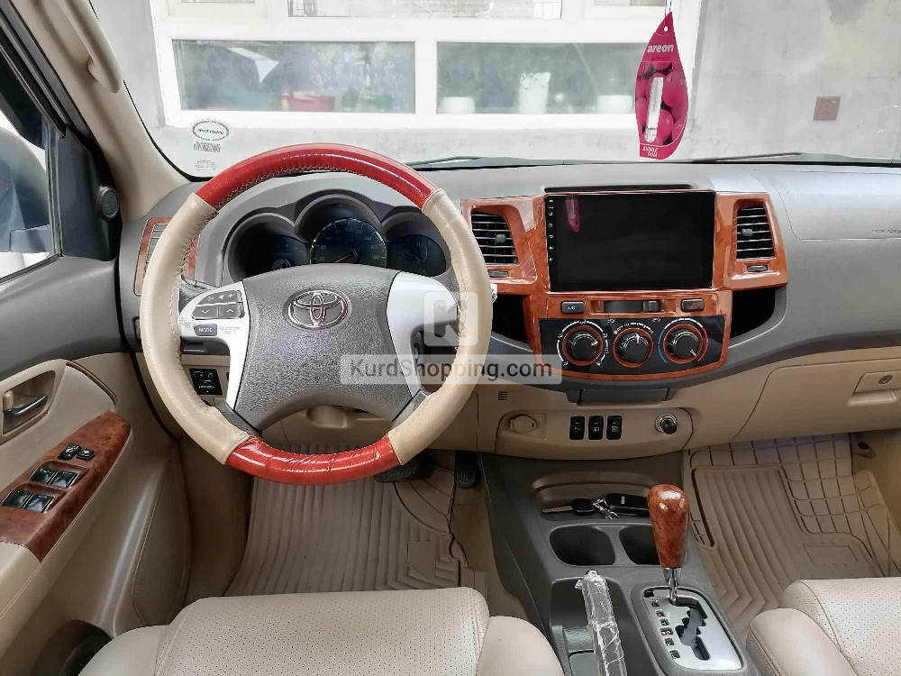 Toyota Fortuner 2013