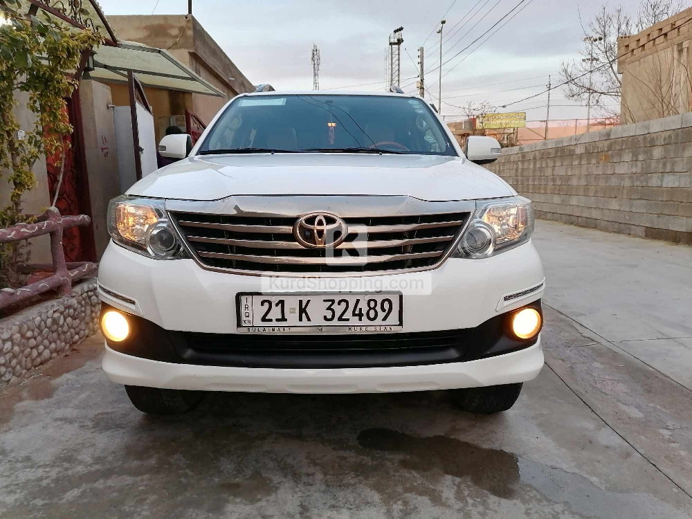 Toyota Fortuner 2013