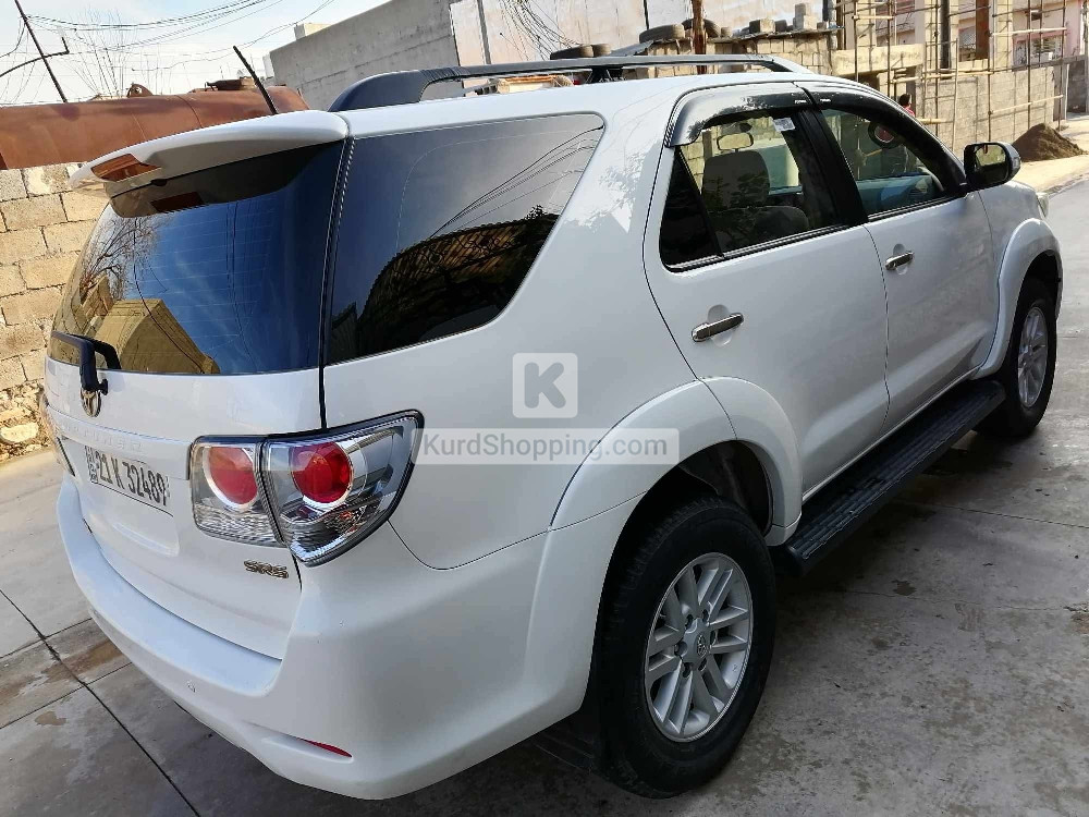 Toyota Fortuner 2013