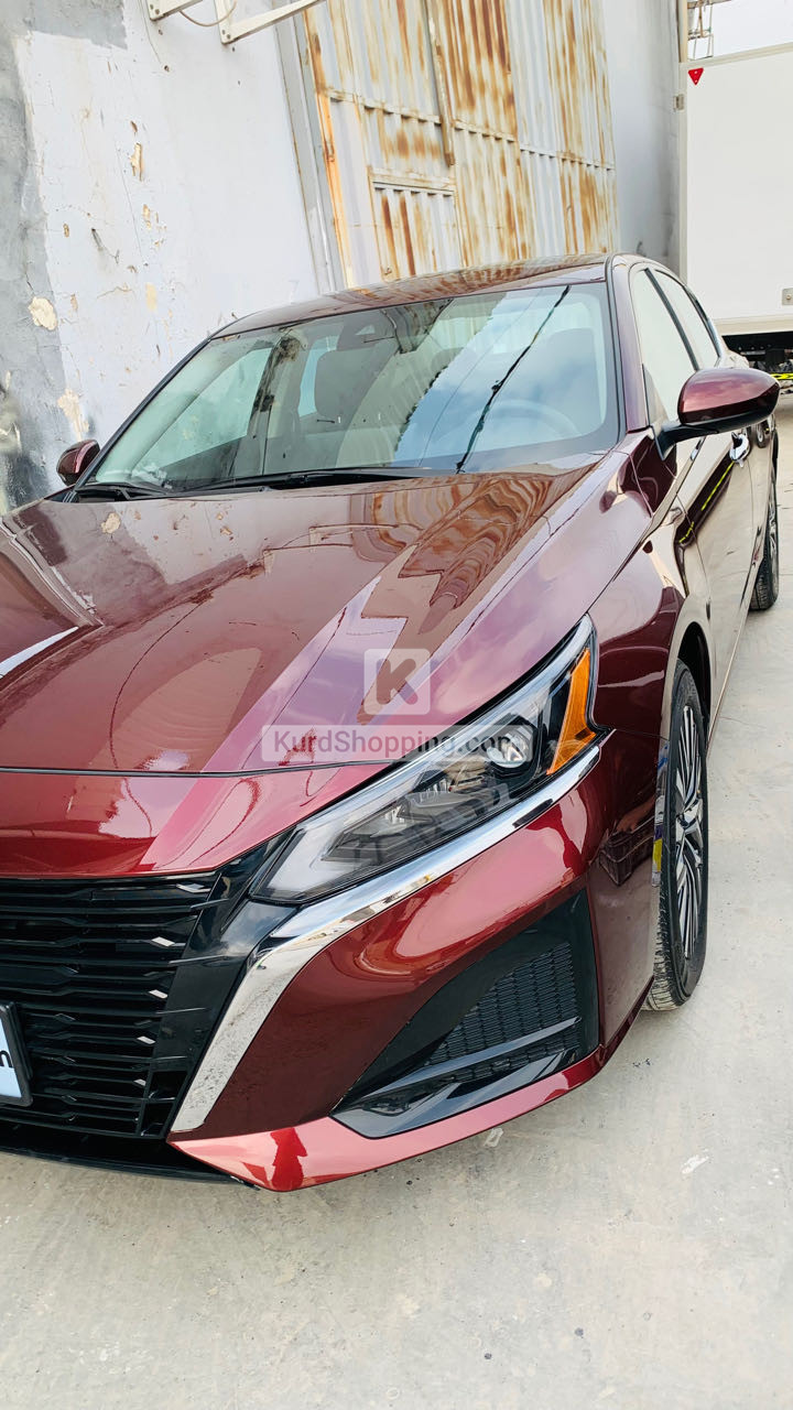 Nissan Altima 2024