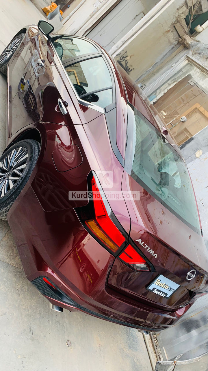 Nissan Altima 2024