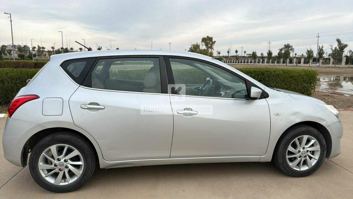 Nissan Tiida 2016