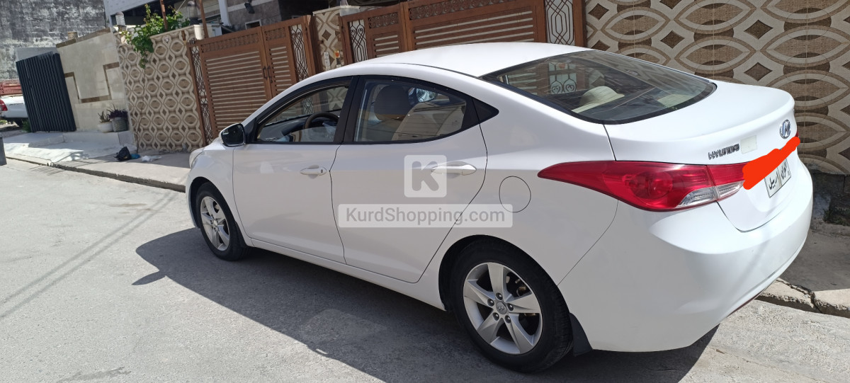 Hyundai Elantra 2013