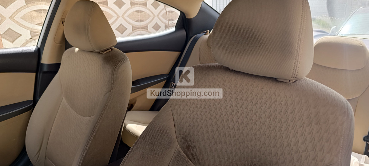 Hyundai Elantra 2013