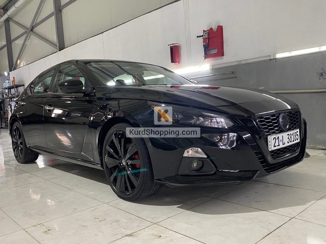 Nissan Altima 2021