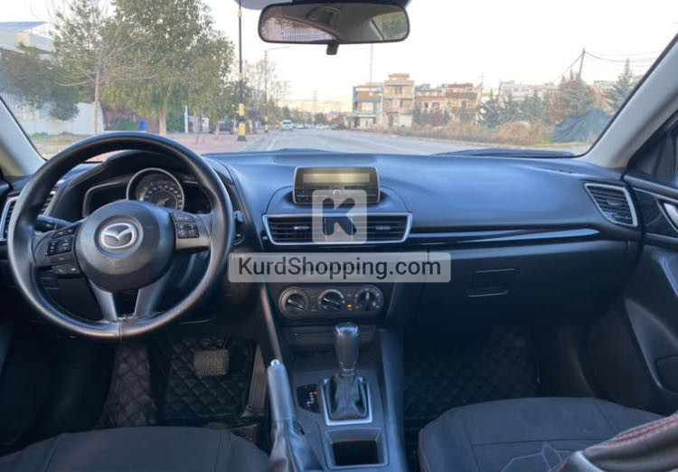 Mazda Mazda3 2015