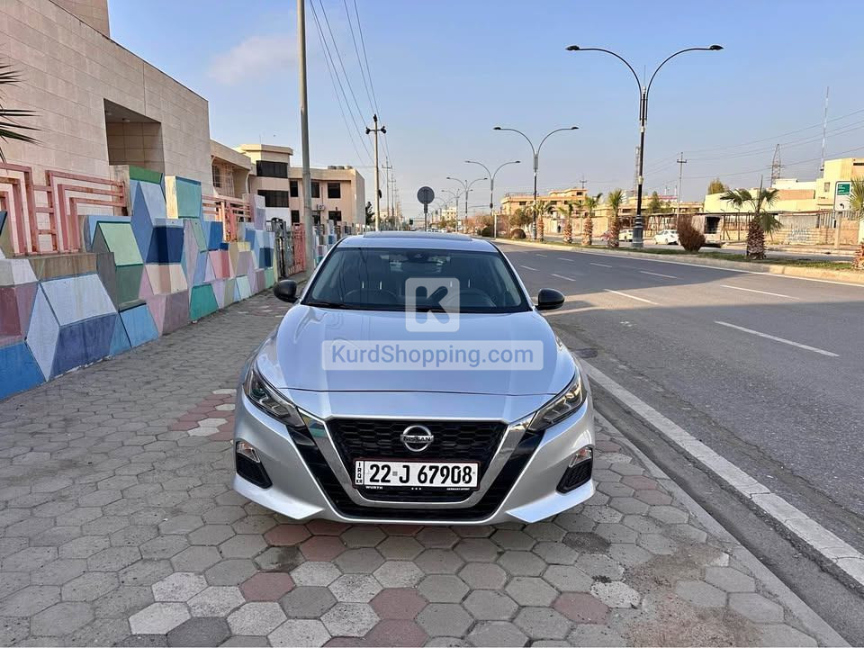 Nissan Altima 2019