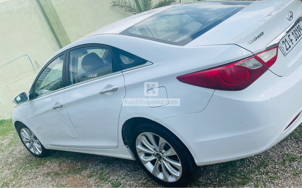 Hyundai Sonata 2011