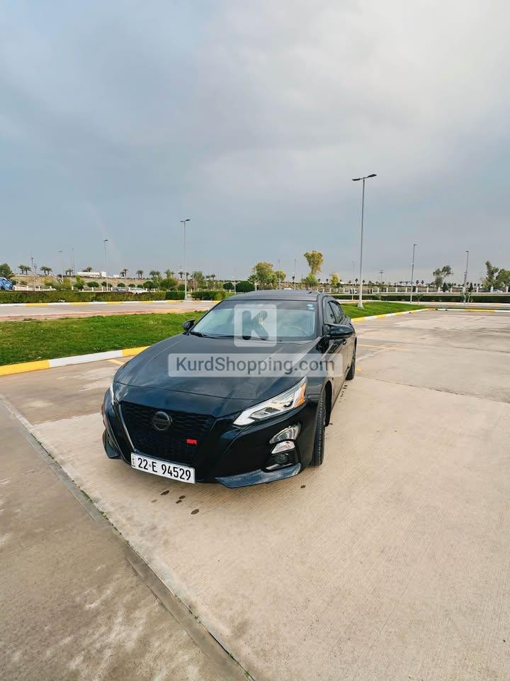 Nissan Altima 2022