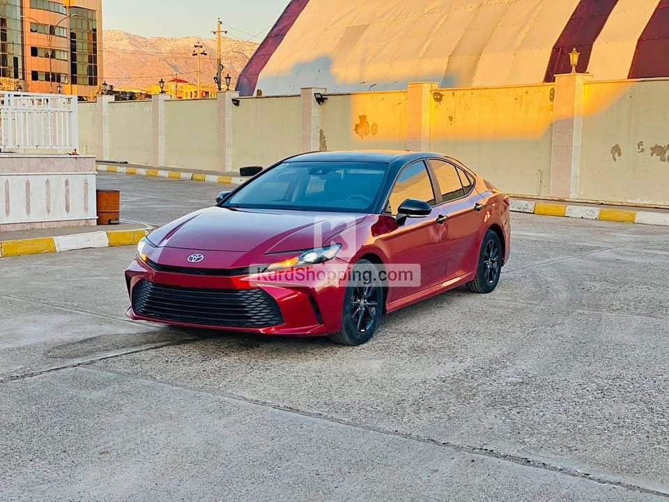 Toyota Camry 2025