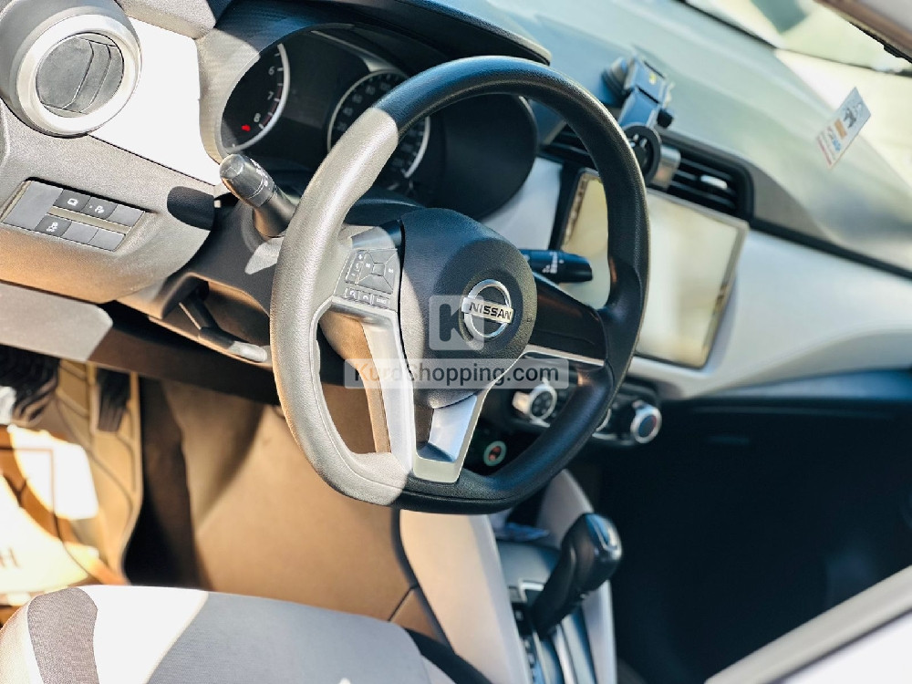 Nissan Sunny 2021
