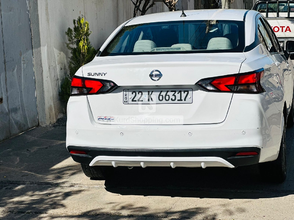 Nissan Sunny 2021