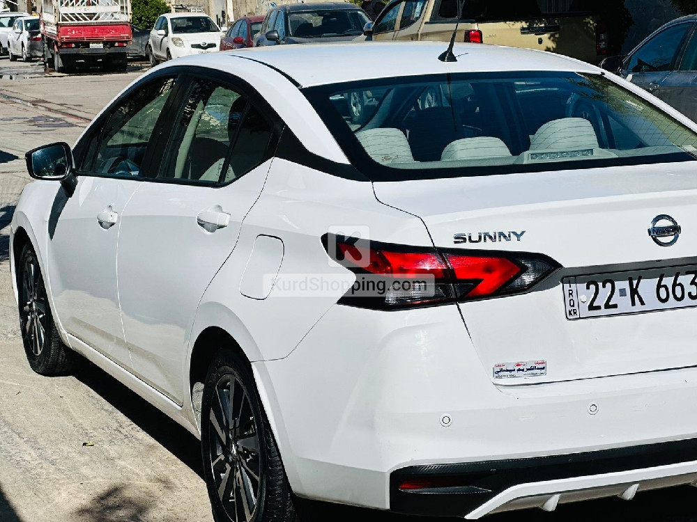 Nissan Sunny 2021