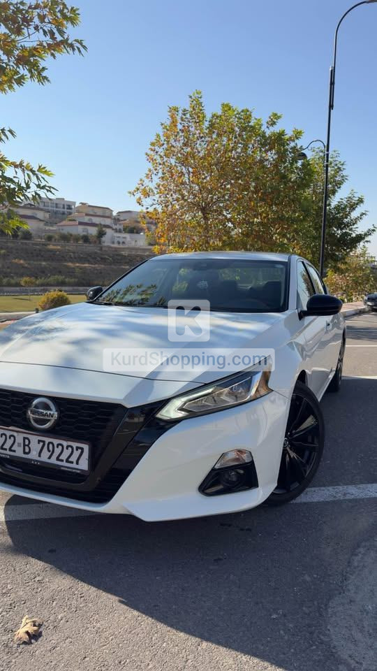 Nissan Altima 2020