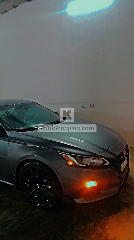 Nissan Altima 2020