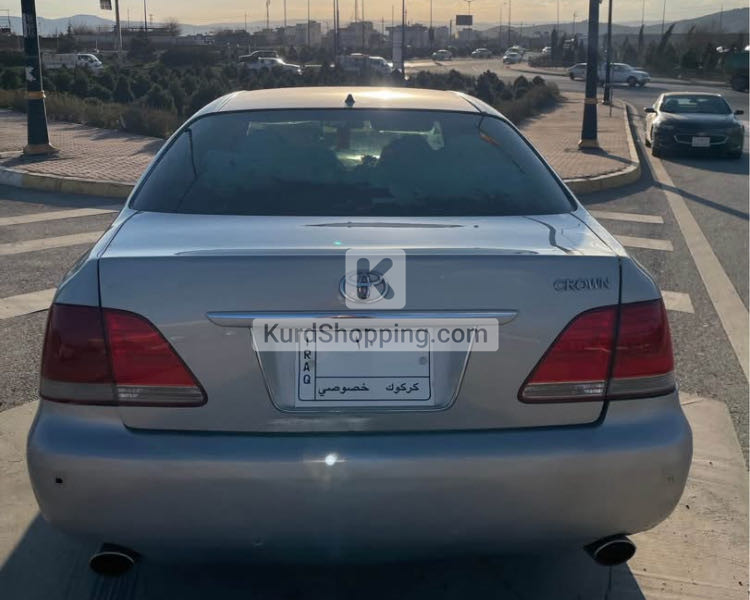 Toyota Super Crown 2005