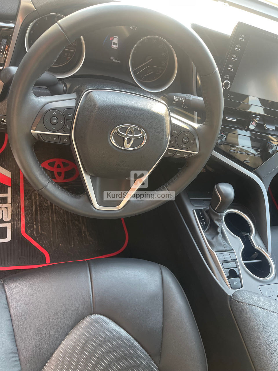 Toyota Camry 2024