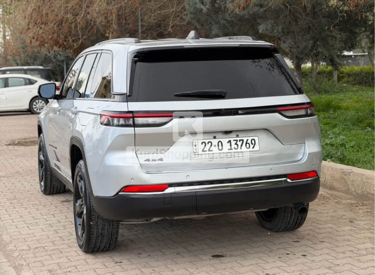 Jeep  Laredo 2024