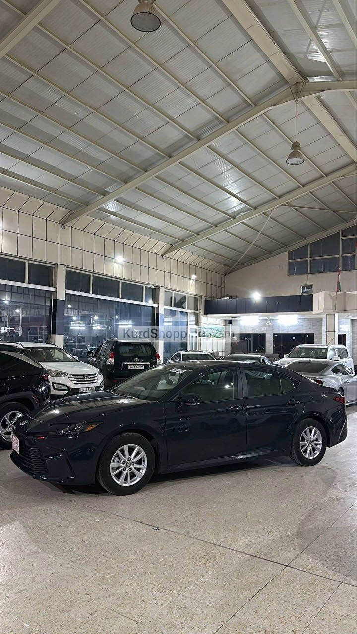 Toyota Camry 2025