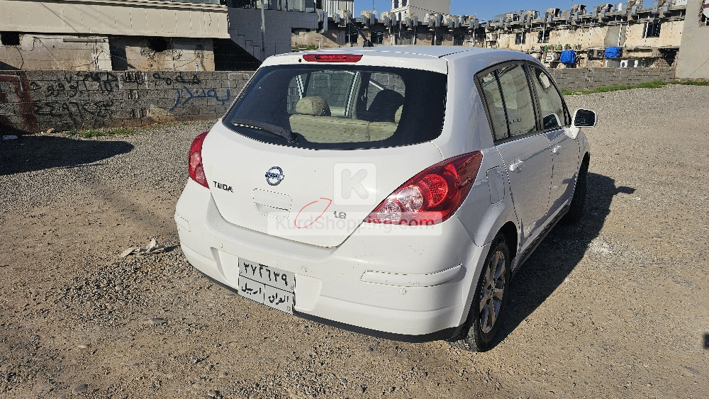 Nissan تیدا 2013