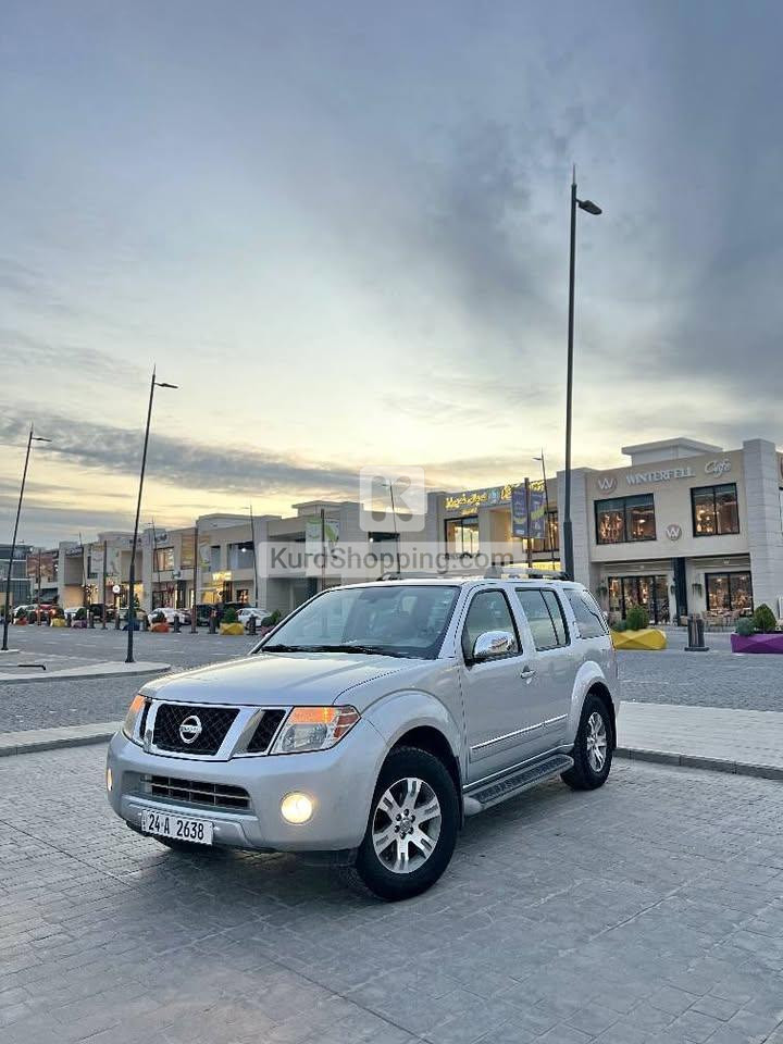 Nissan Pathfinder 2010