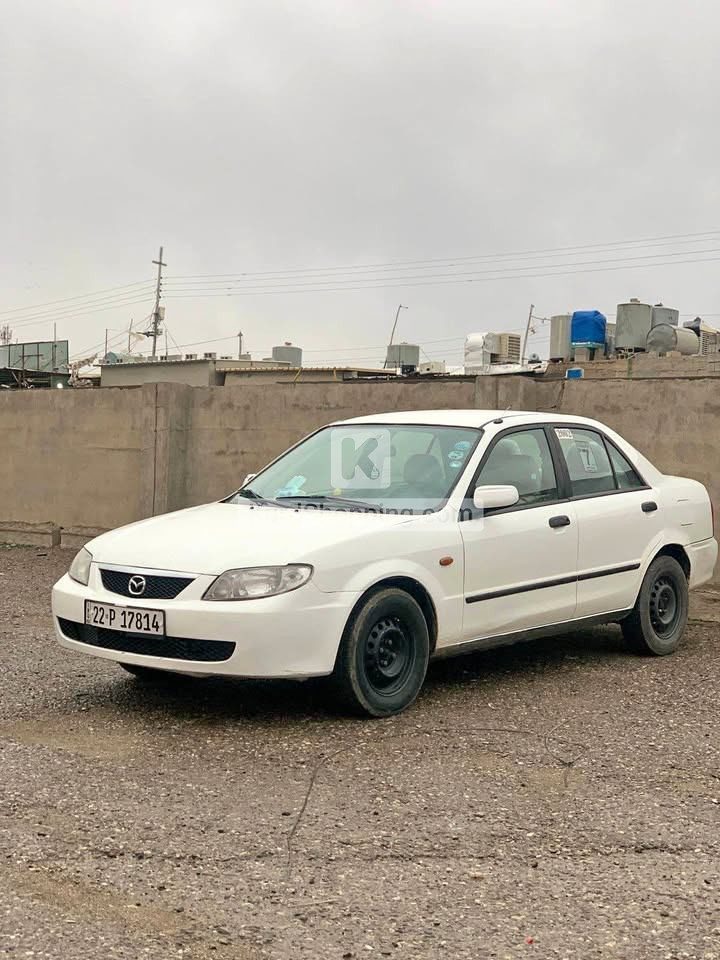 Mazda 323 2002
