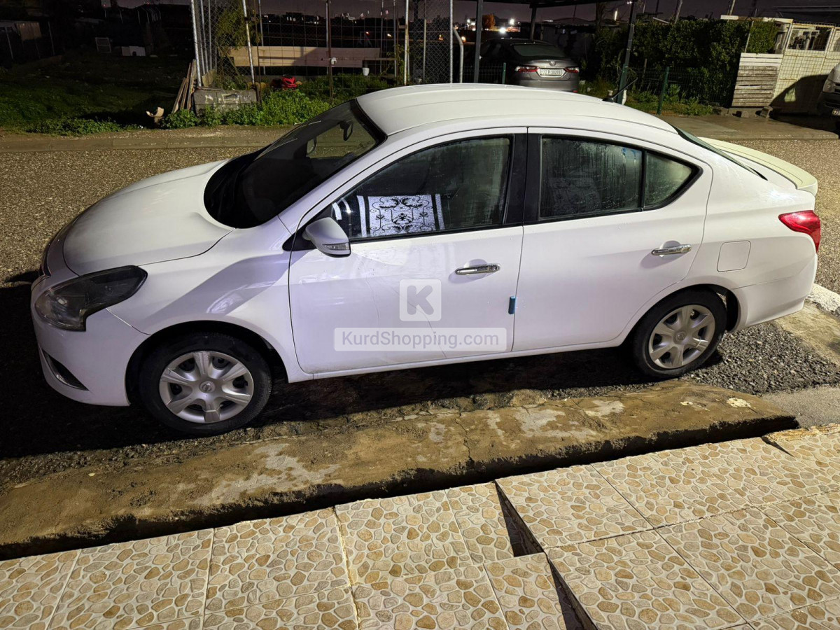 Nissan Sunny 2024