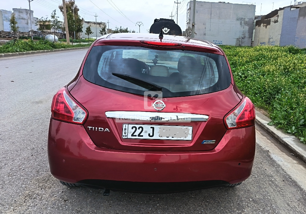 Nissan تیدا 2014