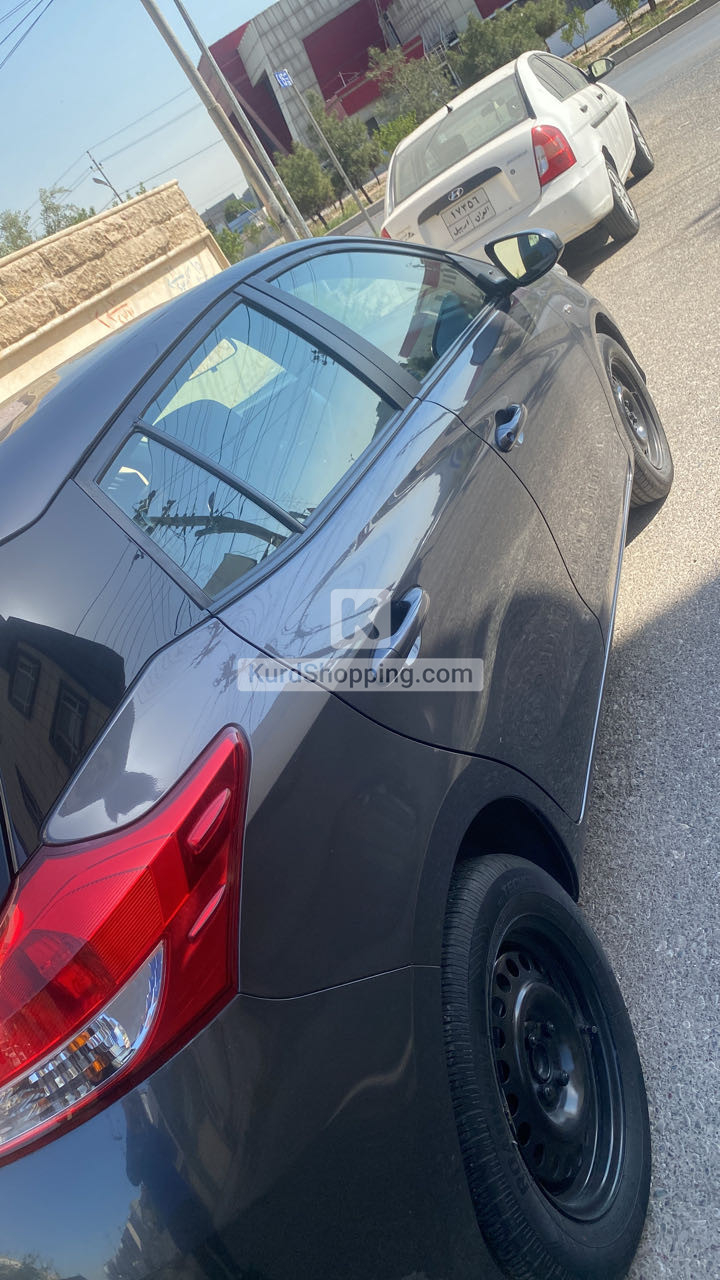 Toyota Yaris 2019