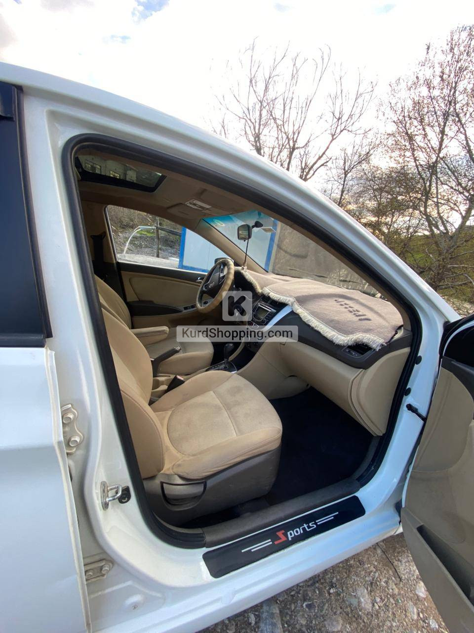 Hyundai Accent 2012