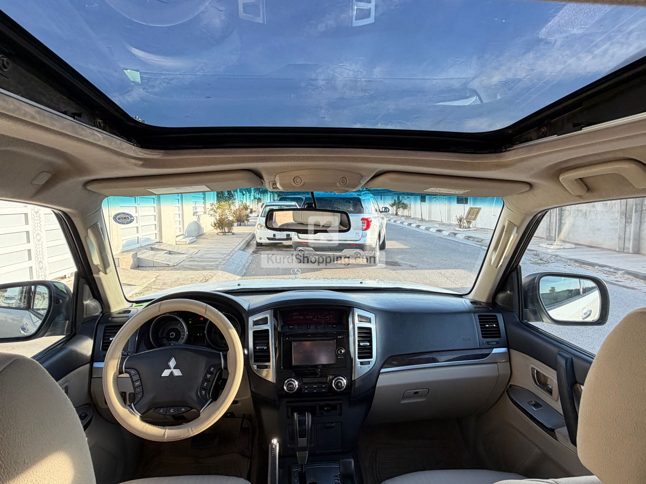 Mitsubishi Pajero 2016